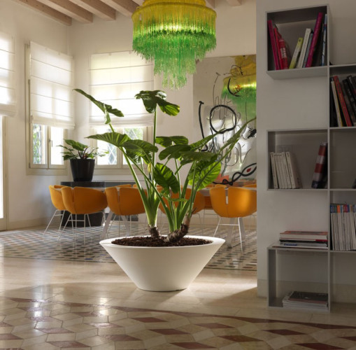 Sada kónických designových květináčů