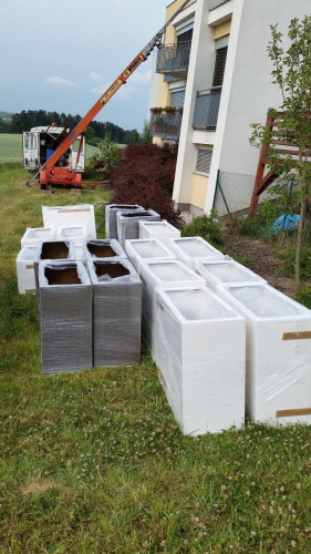 Květináče na terasu Praha