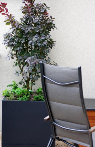 Sklolaminátové květináče na míru