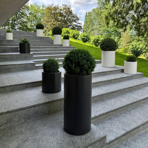Designové květináče pro venkovní prostory